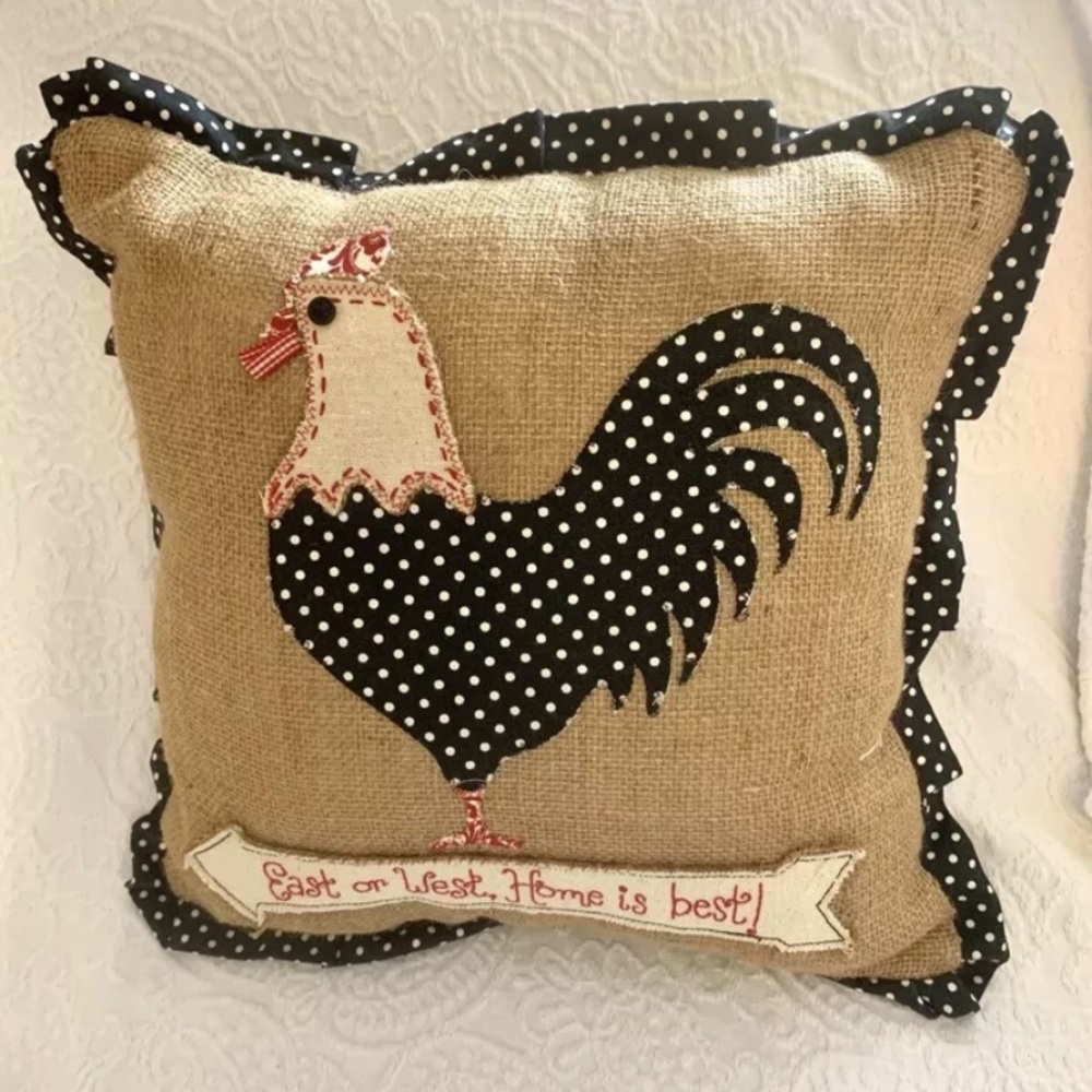 Farmhouse jute Decorative pillow rooster appliqué with dots fabric ruffle 14”